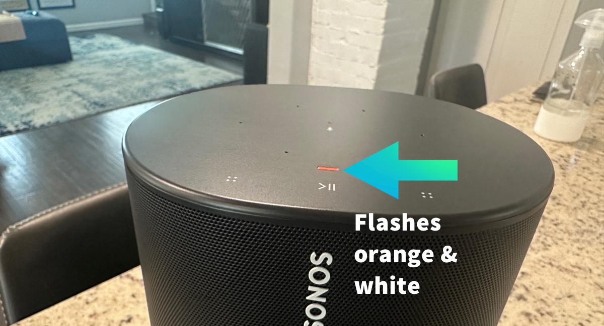 Sonos Move flashing orange and white