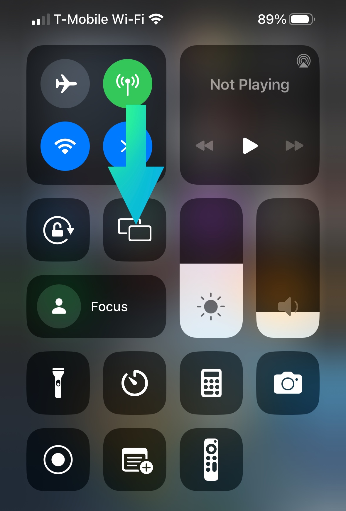 Screen mirror option in the control center