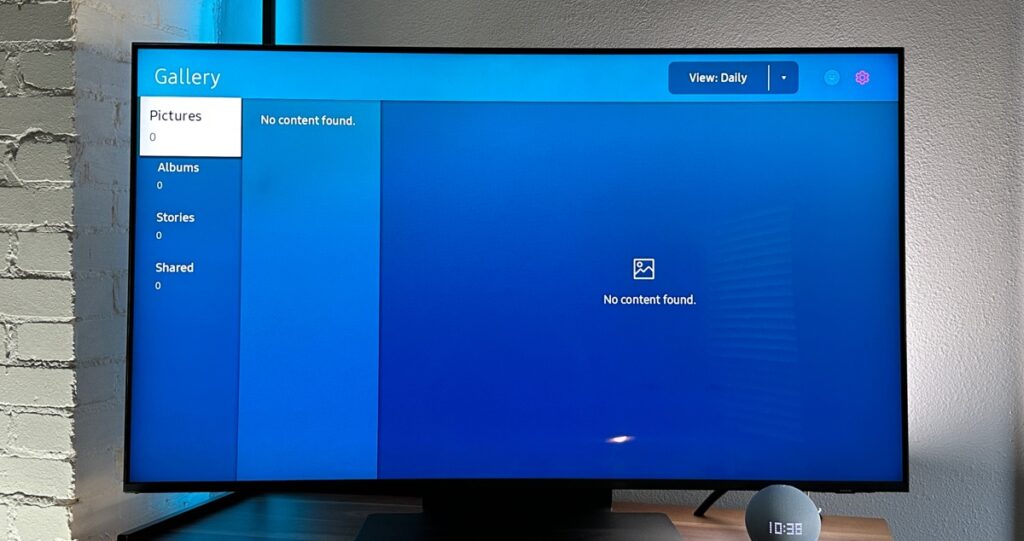 Gallery app on Samsung TV with no content showing