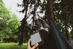 Kindle in a hammock